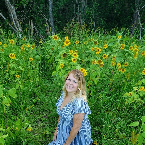 Meet your Posher, Alisha - Picture 1 of 1